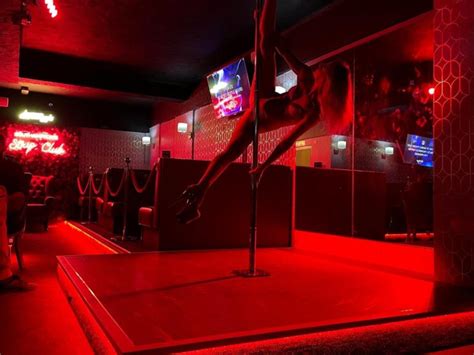 strip club xxx|Strip Club Xxx Porn Videos 